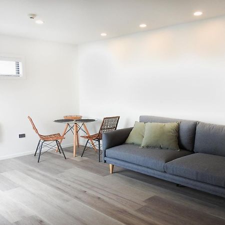 The Loft Apartments Westport Exterior foto