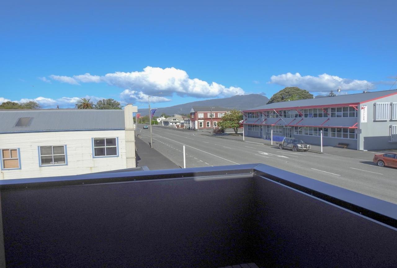 The Loft Apartments Westport Exterior foto