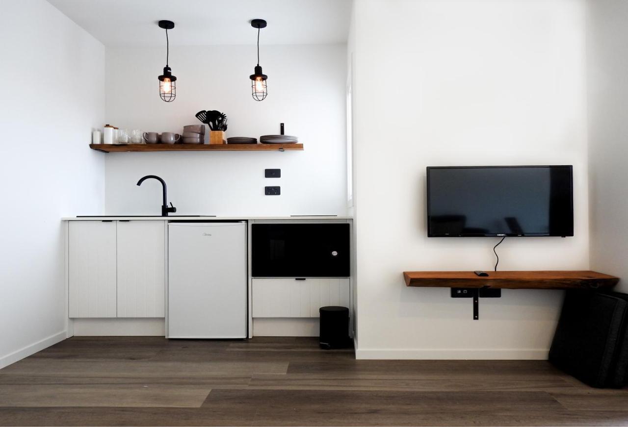 The Loft Apartments Westport Exterior foto